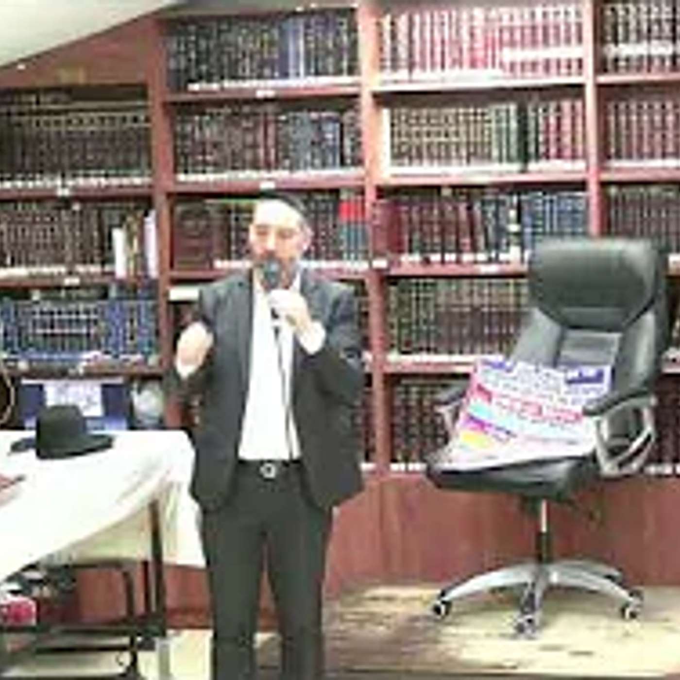 הרב דניאל בן ששון  : ליל תשעה באב . כל דור שבית המקדש לא נבנה בימיו כאילו חרב בימיו.