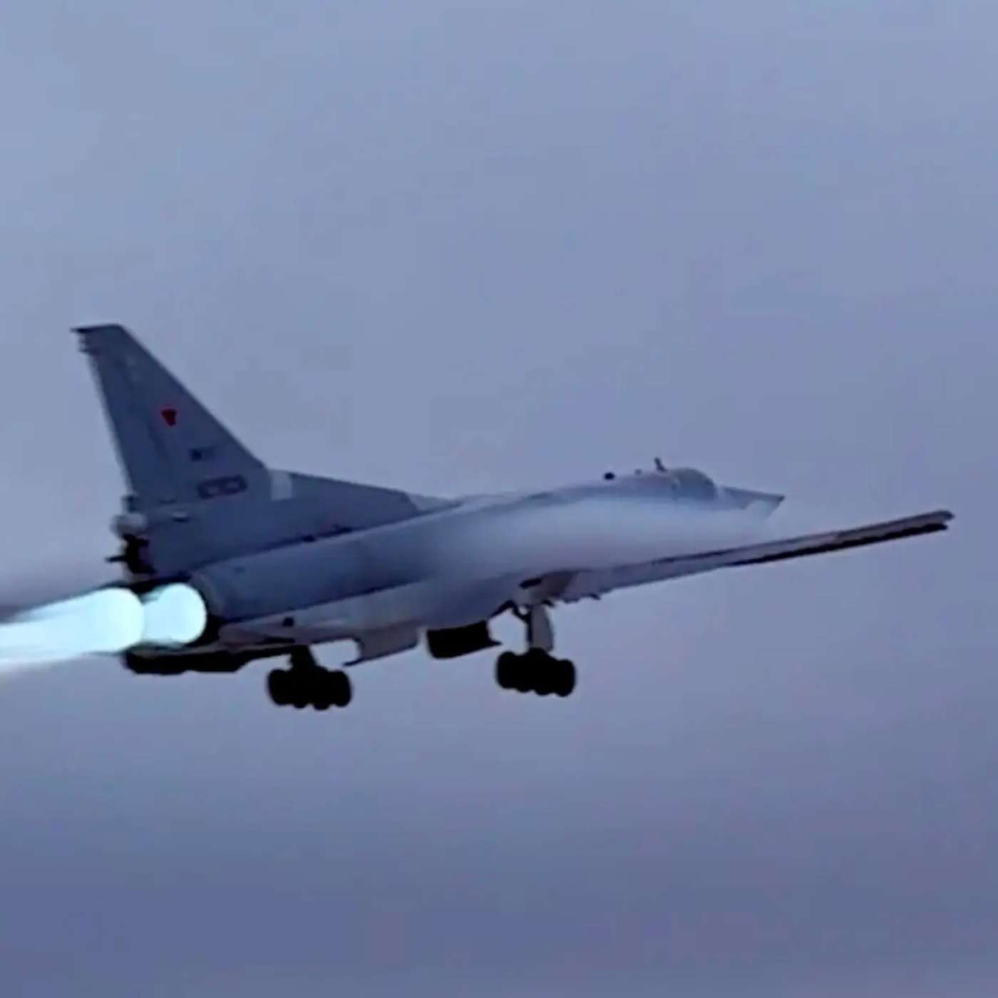 Недавно переброшенные на Кольский полуостров бомбардировщики летали вблизи острова Готланд