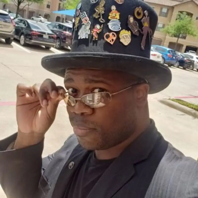 6Q w/Evan Mays aka MC E-Mazing!