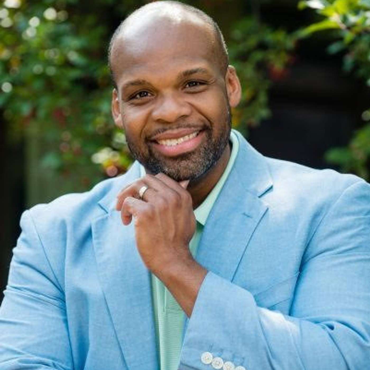 04-29-26 G. Phillip Shoultz, III, Associate Artistic Director of VocalEssence, talks with Freddie Bell & Chantel Sings about the “Global Rhythms, Joyful Voices” concert