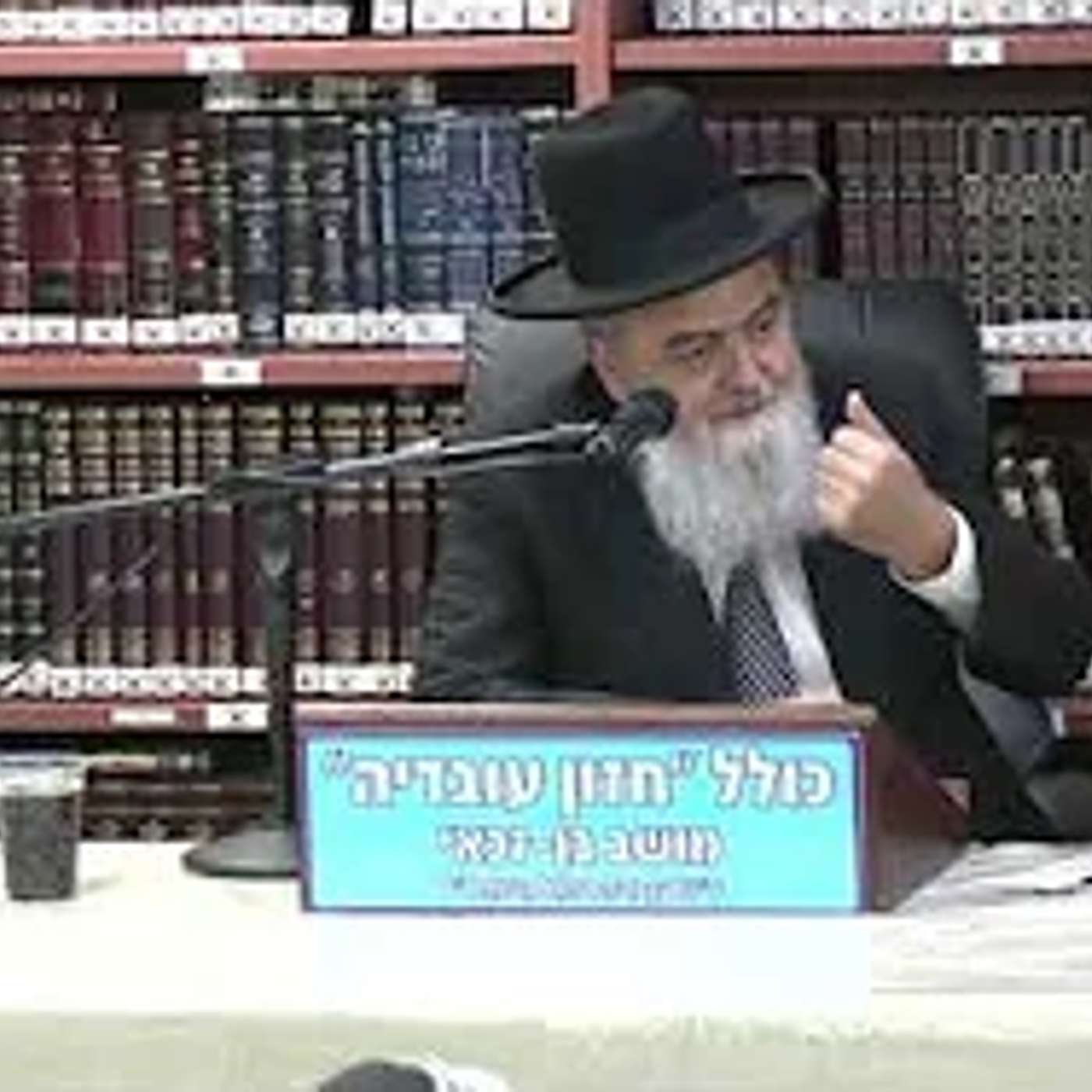 הרב אהרון בוטבול  : הלכות חנוכה -  הדלקה בביה"כ .  דין אכסנאי ועוד.