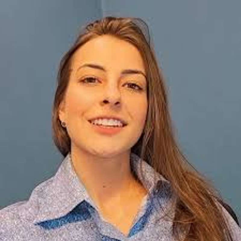 Ana Lívia Bradelli