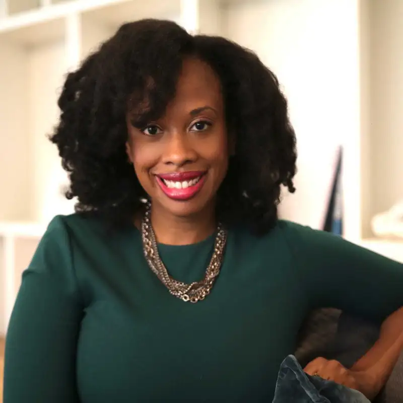 684 - Lauren Washington (Fundr) On Automating, Diversifying, and Democratizing Seed Funding 