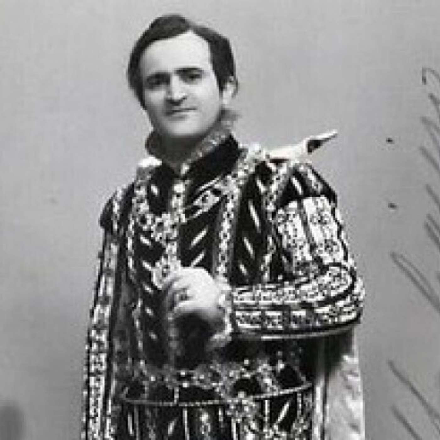 L'Aria che Tira…pillole di lirica - Tombe degli avi miei - (Lucia di Lammermoor) - Giovanni Malipiero