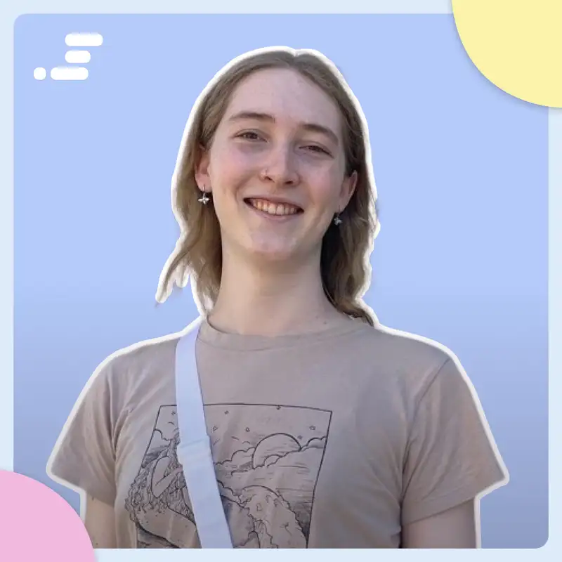 This Scrimba student dropped out of college to learn online instead - now she's a Junior Developer!