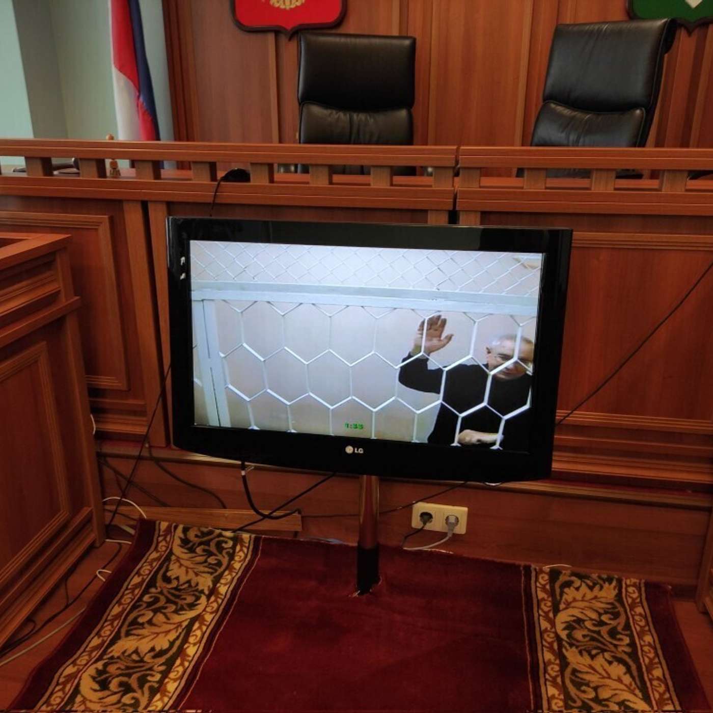 Суд в Нарьян-Маре приговорил отца российского оппозиционера к 3 годам колонии