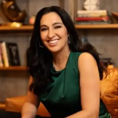 Dr. Simone Ahuja