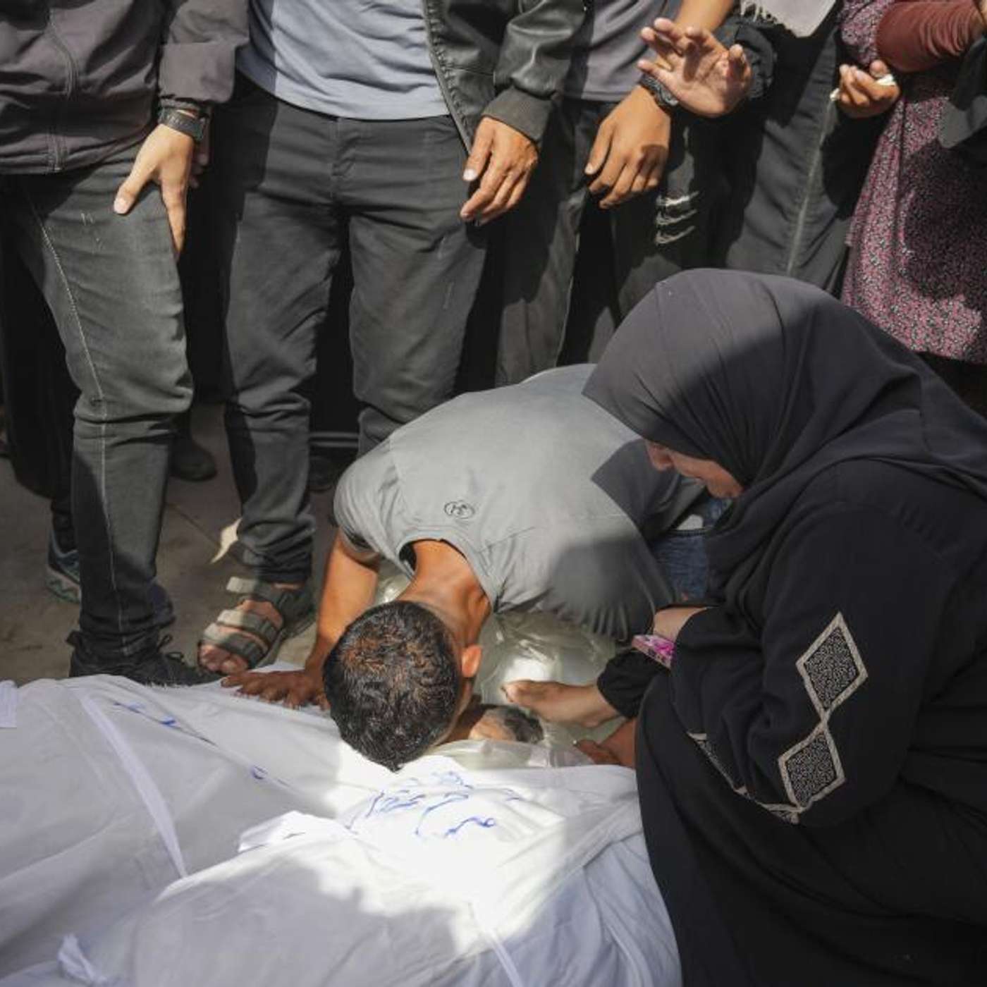 Iranian Officials Missing After Crash, Elon Musk debuts Starlink in Indonesia, Netanyahu Faces Public Outcry, Singapore COVID-19 Surge, and more...