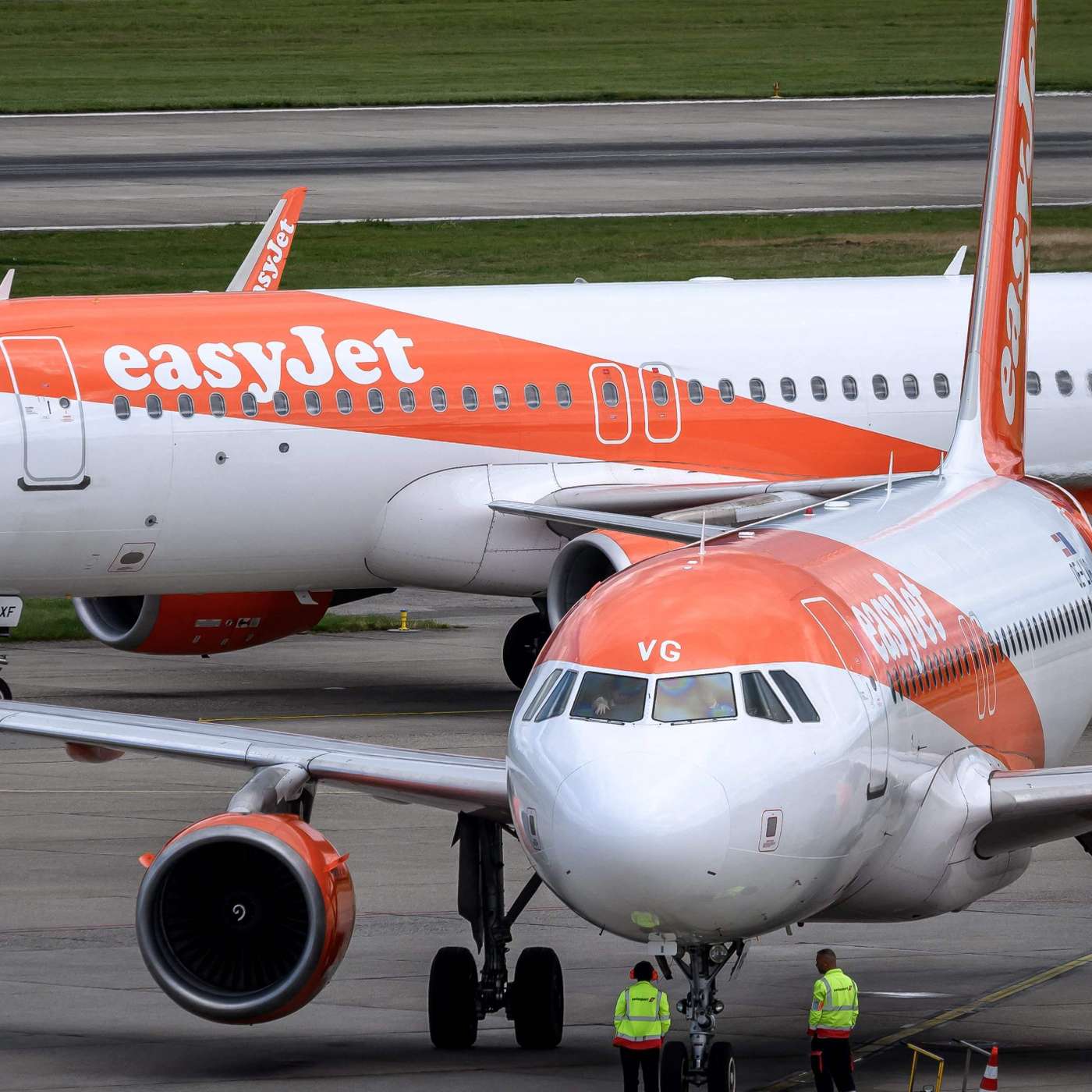 Apollo Secures EasyJet Takeover, Stellantis Targets China for Maserati Relaunch, Autocrats Exploit Border Tensions, EU Tightens Dairy Rules, and more... — EU News Daily cover