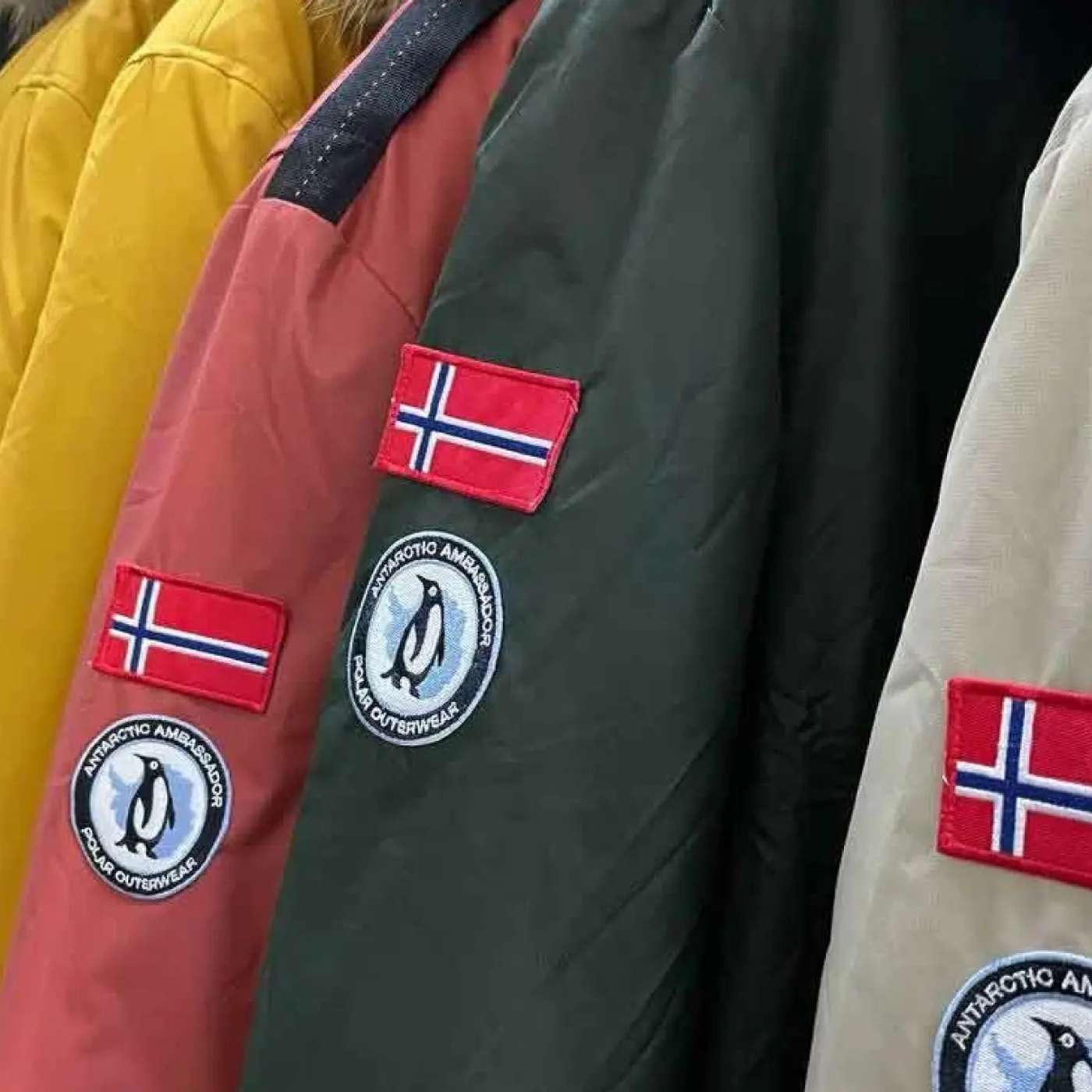 Норвежские флаги вызывают ажиотаж в Курске