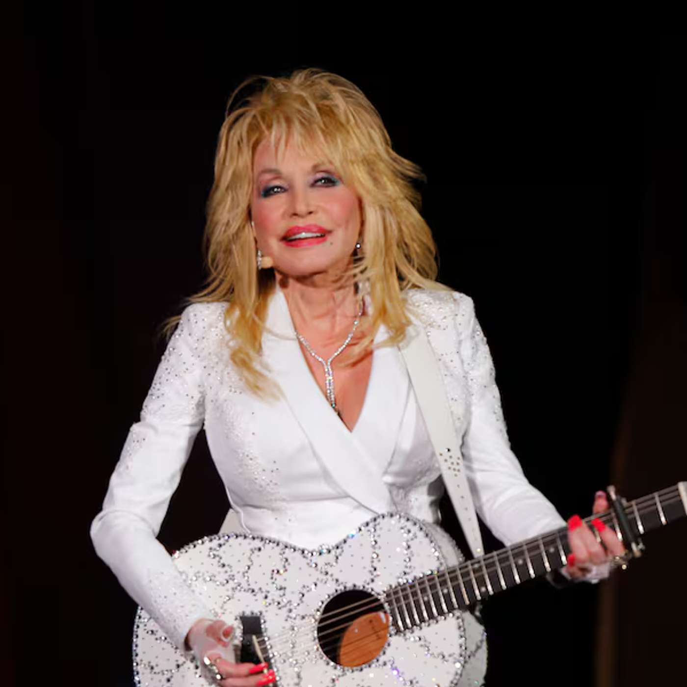 Dolly Parton Delays Vegas Residency, Giants Owner Fights Cancer, YouTube Settles Trump Lawsuit, AI Apps Push Mental Health Boundaries, and more...