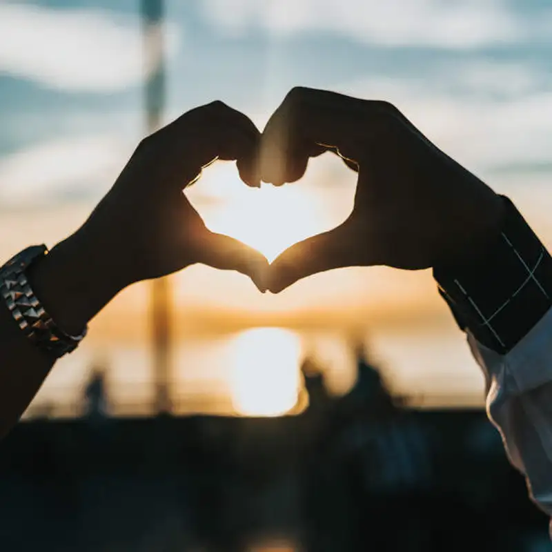 Amor: Como falar sobre relacionamentos