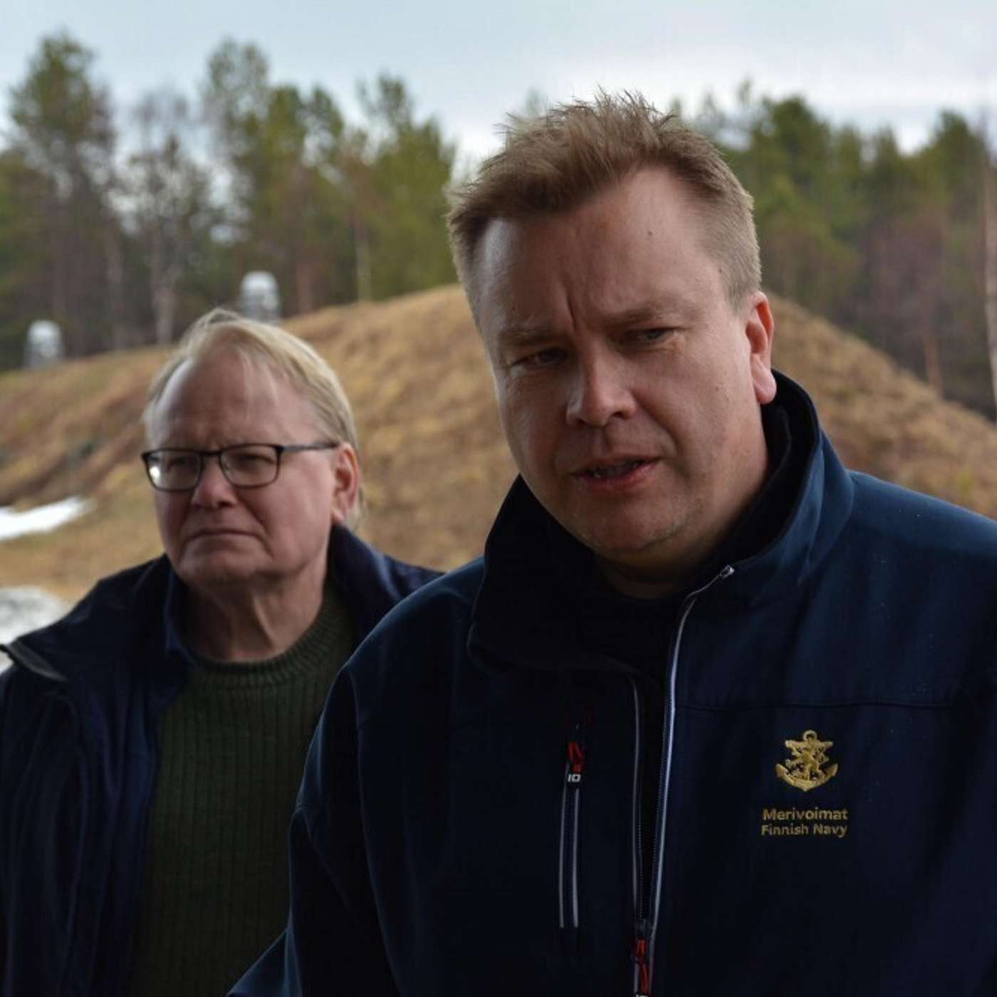 В преддверии вступления в НАТО министры обороны Финляндии и Швеции обсудили сотрудничество у российской границы