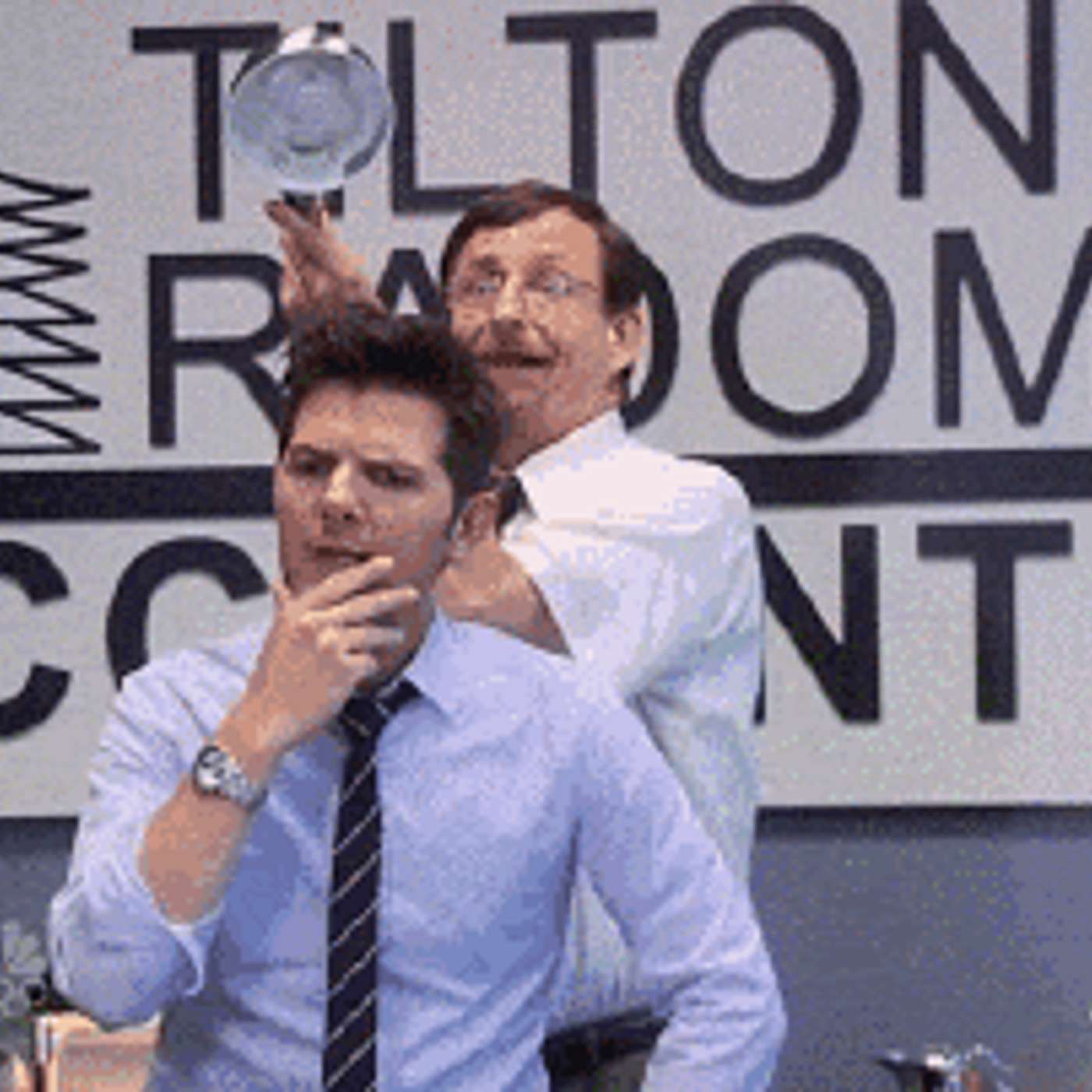 How Airbnb Hacked Craigslist for Viral Growth