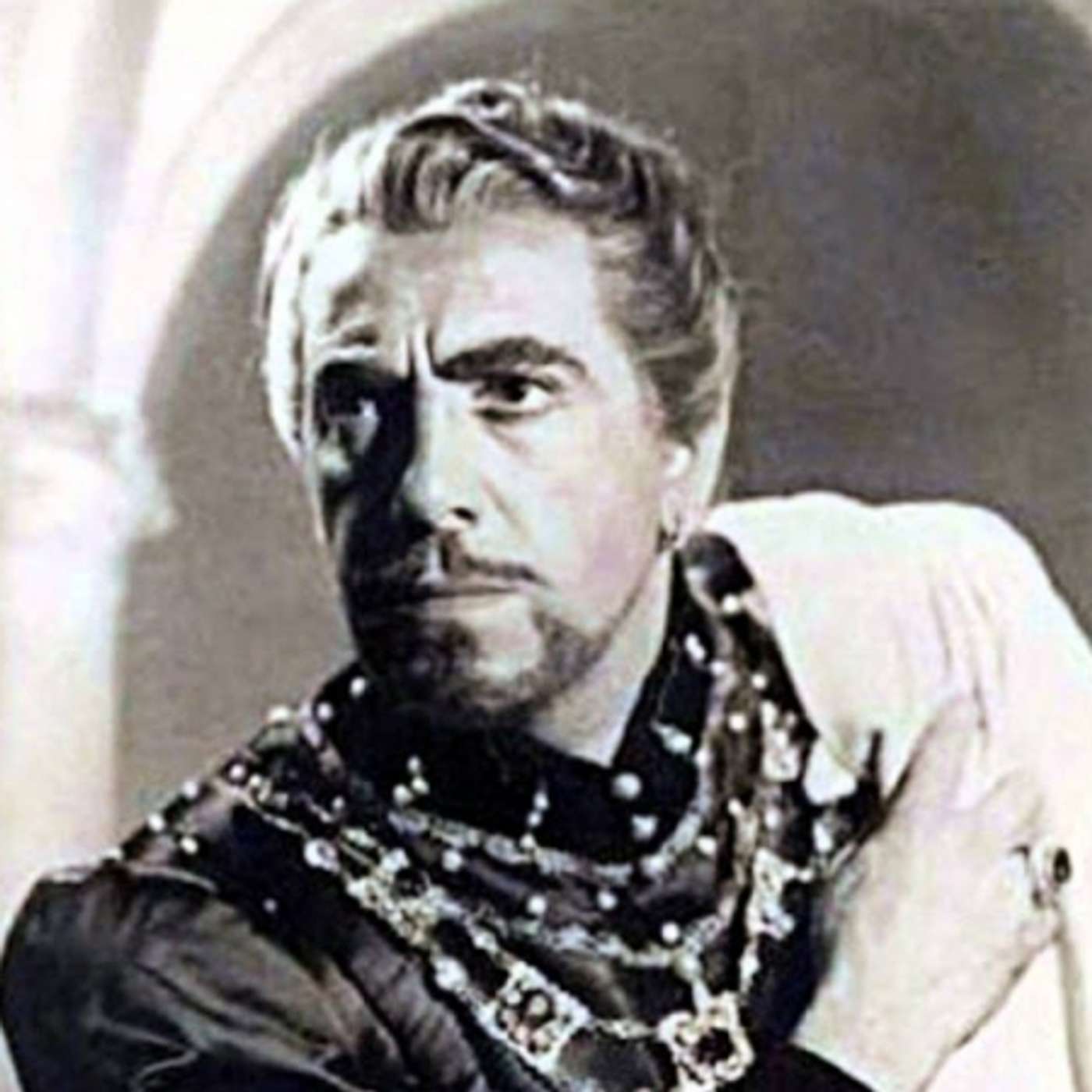 L'Aria che Tira…pillole di lirica -  Pietà RIspetto Amore  - (Macbeth) - Enzo Mascherini