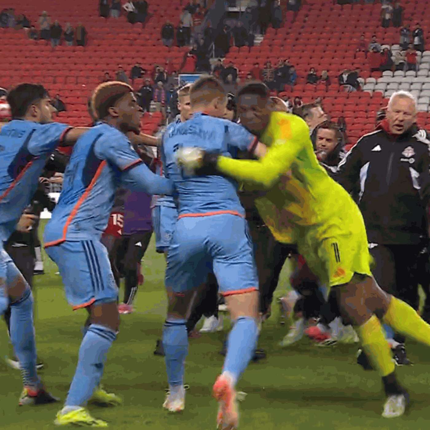 Cushing's Biggest Result Ends With Headbutts & Knees episode artwork