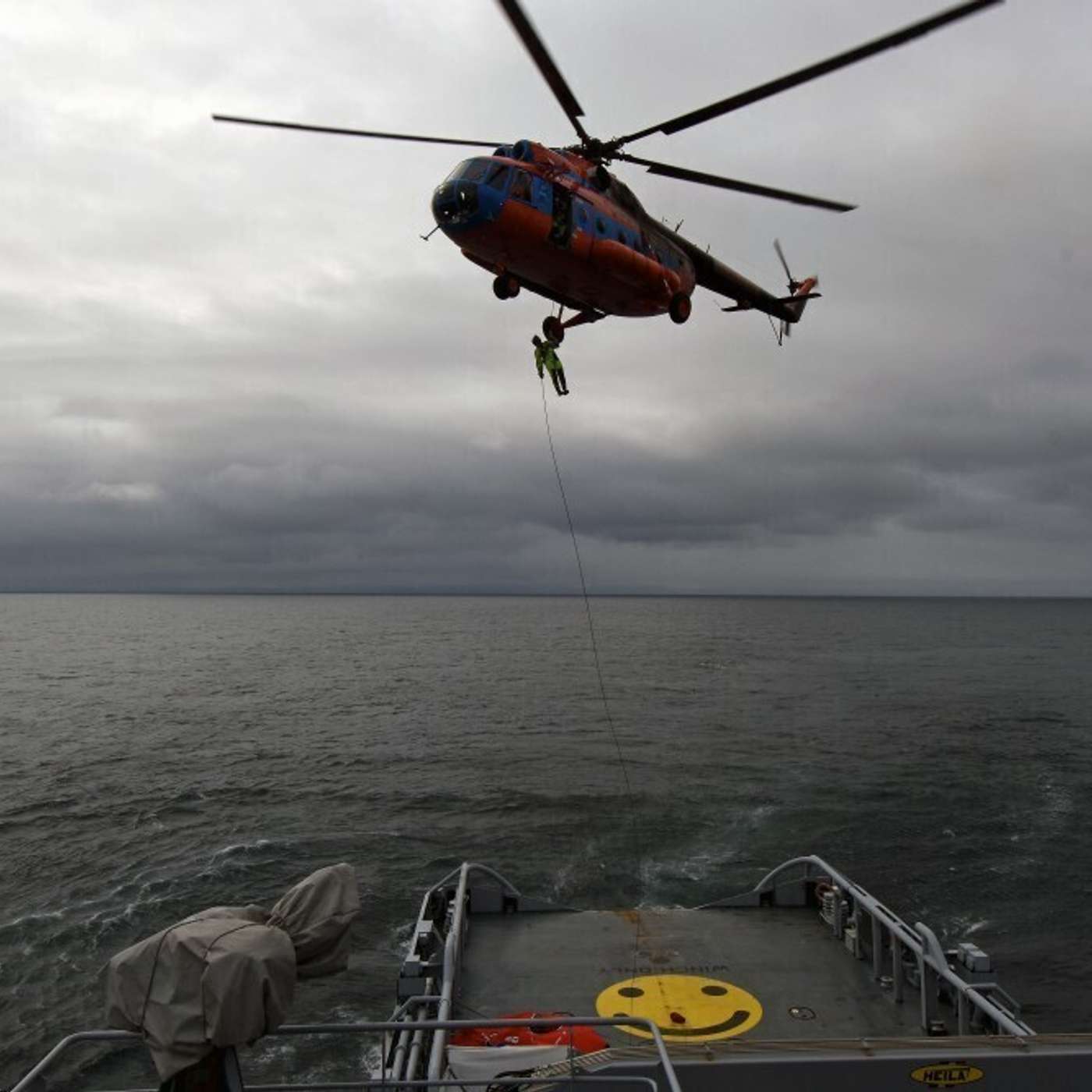 Мурманск получит два спасательных вертолета в арктическом исполнении