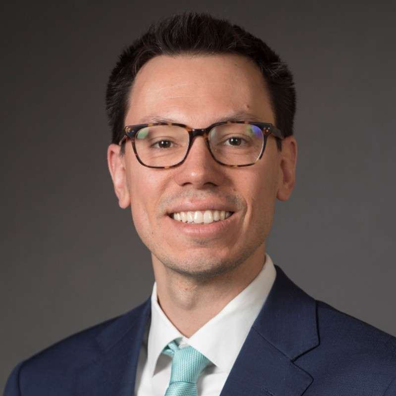 Dr. Thomas Knackstedt