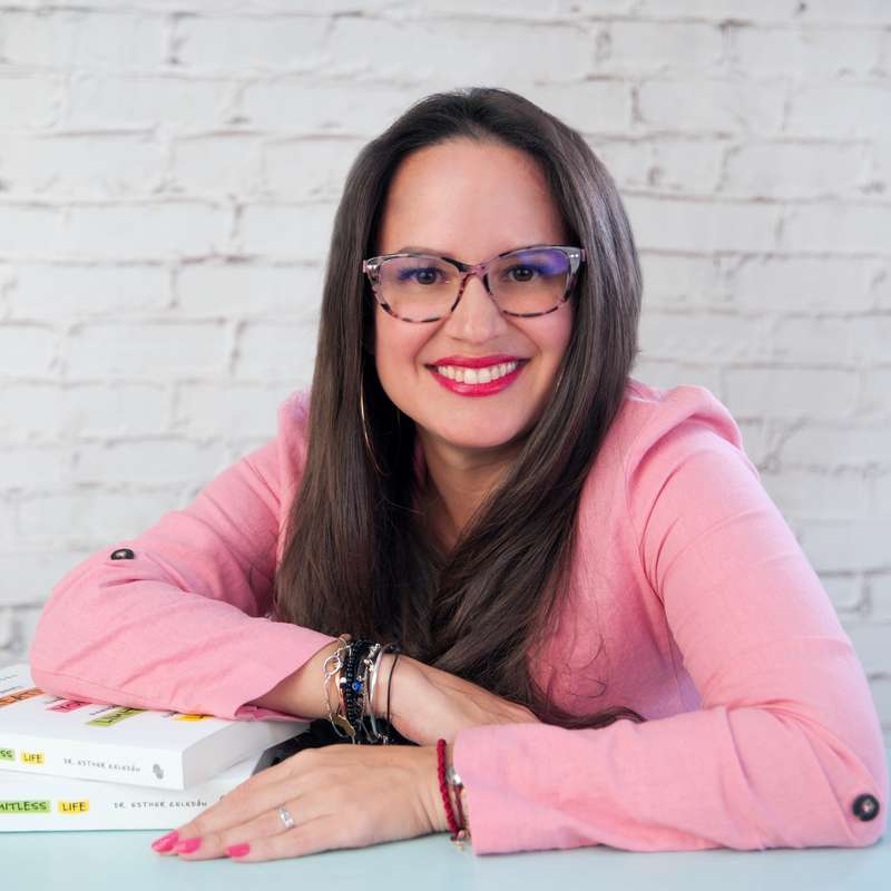 Esther Zeledón
