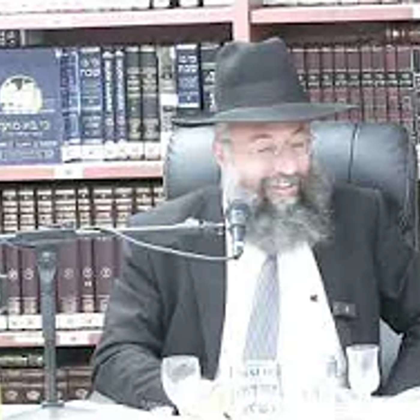 הרב בנימין חותה : הלכות פסח . עריכת ליל הסדר הלכה למעשה עם המחשה . הרב בנימין חותה : הלכות פסח . עריכת ליל הסדר הלכה למעשה עם המחשה .