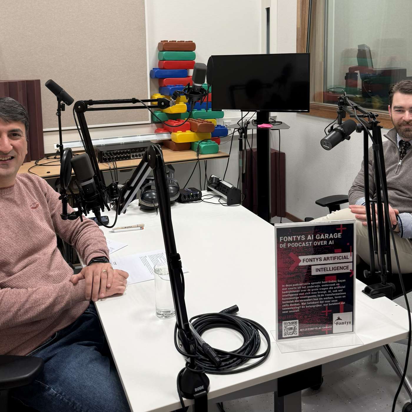 𝗔𝗜-𝗲𝘁𝗵𝗶𝗲𝗸 𝗶𝗻 𝗱𝗲 𝗽𝗿𝗮𝗸𝘁𝗶𝗷𝗸: 𝘃𝗮𝗻 𝗽𝗿𝗶𝗻𝗰𝗶𝗽𝗲𝘀 𝗻𝗮𝗮𝗿 𝗱𝗮𝗴𝗲𝗹𝗶𝗷𝗸𝘀 𝗵𝗮𝗻𝗱𝗲𝗹𝗲𝗻 𝗔𝗜-𝗲𝘁𝗵𝗶𝗲𝗸 𝗶𝗻 𝗱𝗲 𝗽𝗿𝗮𝗸𝘁𝗶𝗷𝗸: 𝘃𝗮𝗻 𝗽𝗿𝗶𝗻𝗰𝗶𝗽𝗲𝘀 𝗻𝗮𝗮𝗿 𝗱𝗮𝗴𝗲𝗹𝗶𝗷𝗸𝘀 𝗵𝗮𝗻𝗱𝗲𝗹𝗲𝗻