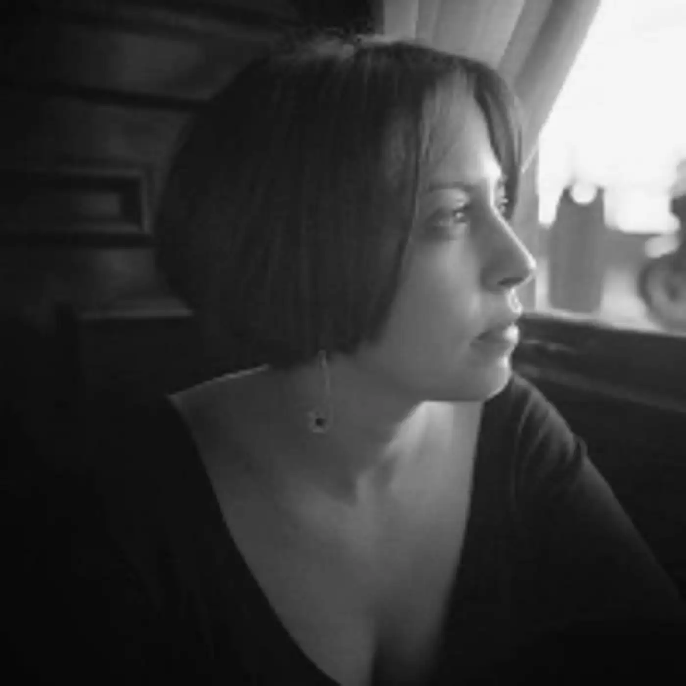 Cover art for episode: Analítica digital y CRO en grandes comercios, así trabajan en El Corte Inglés, con Laura Rodriguez - CRO.CAFE podcast