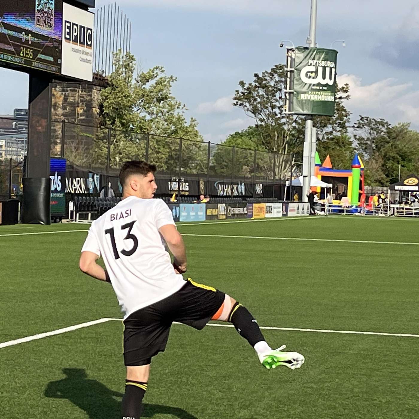 Sounding Off on Soccer with John Krysinsky