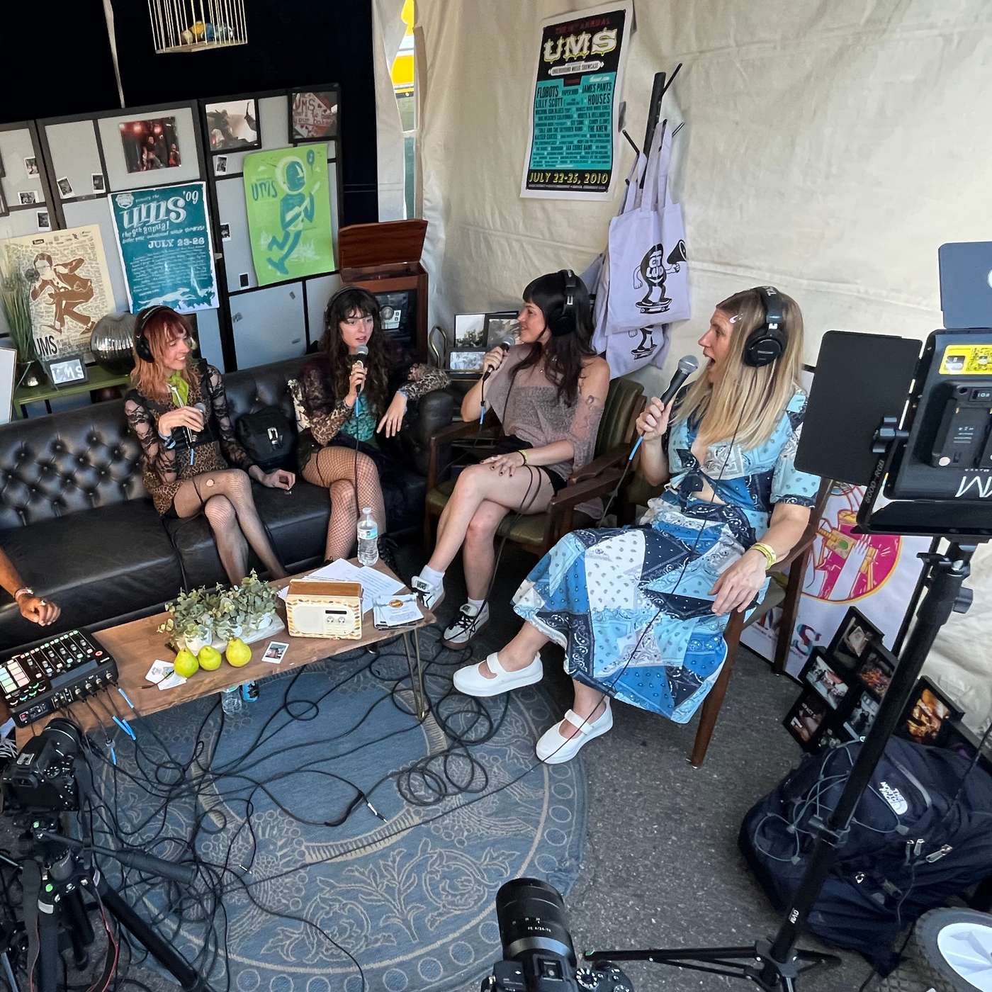 Get Loud Radio Lounge