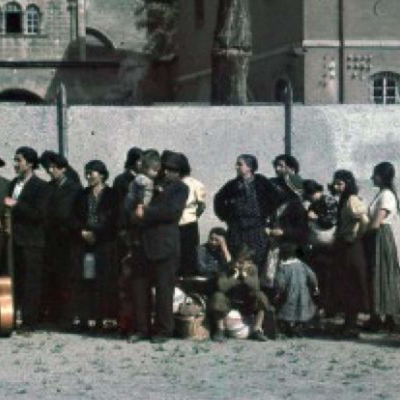 “El antigitanismo y el antisemitismo son fantasmas y hace falta muy poco para revivirlos”
