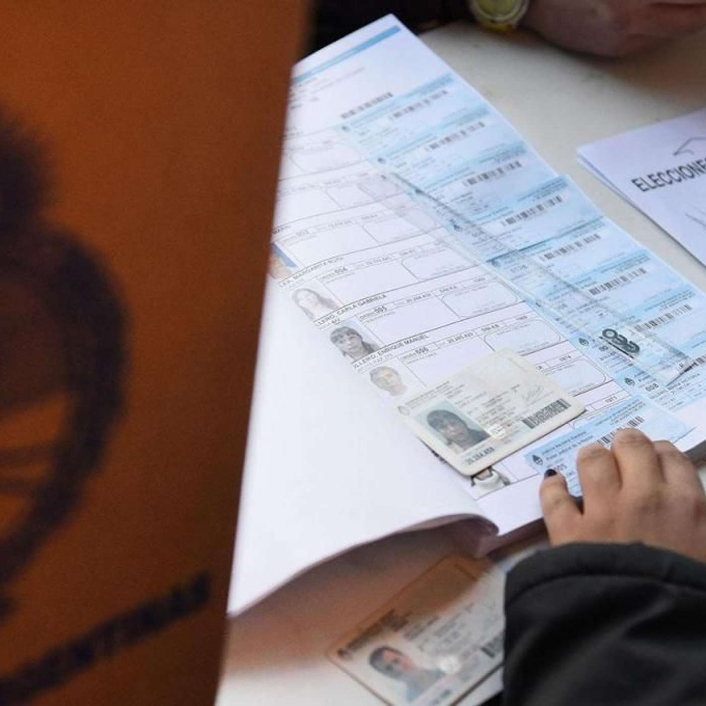 Chau Mundial, ¿hola decreto?: expectativas por la fecha de las elecciones en Tucumán episode artwork