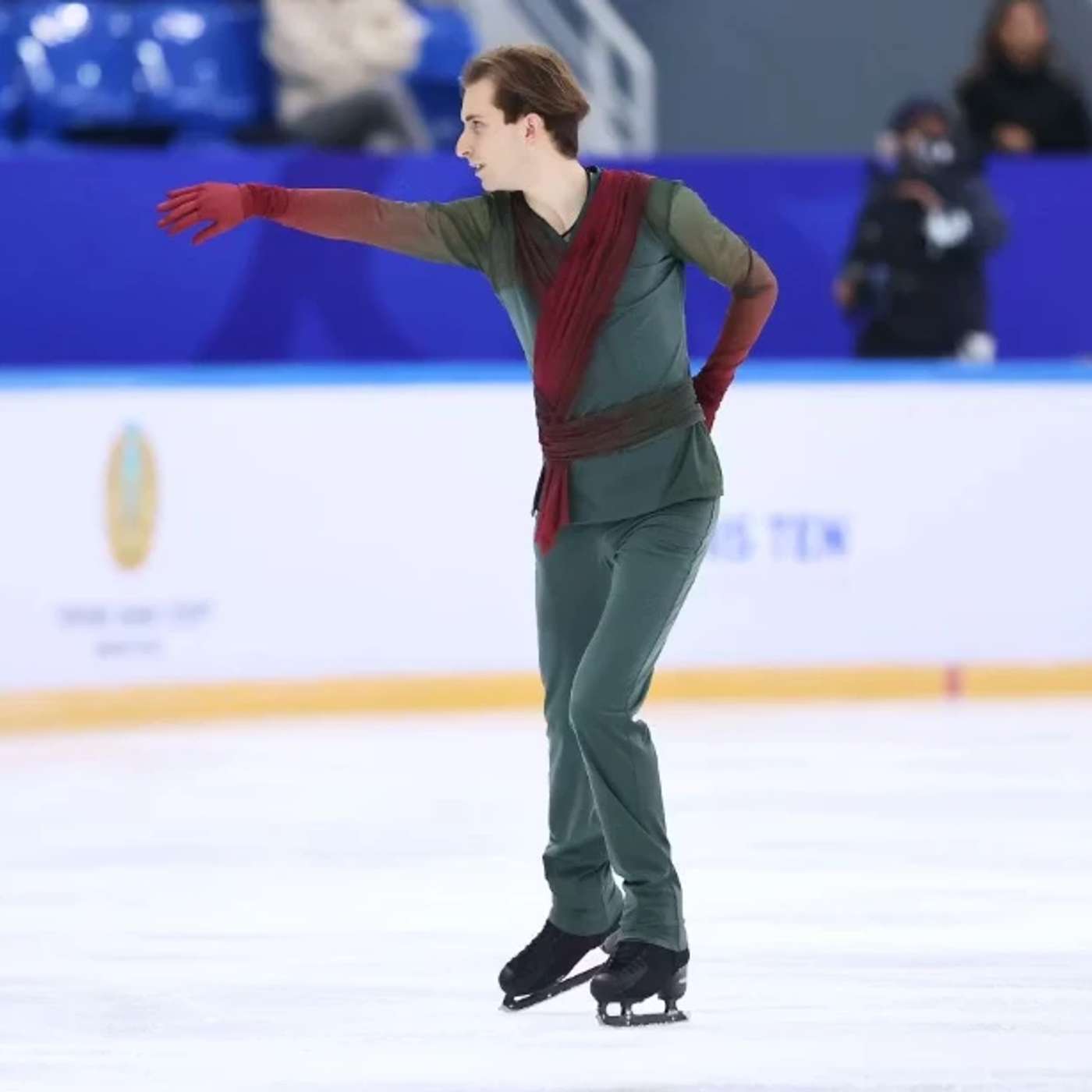 ISU Reopens Skating for Russia Belarussia, Khanna Pushes India Ties, Exiled Billionaire Guo Wengui Sentenced, Supreme Court Takes Up Rifle Bans, and more...