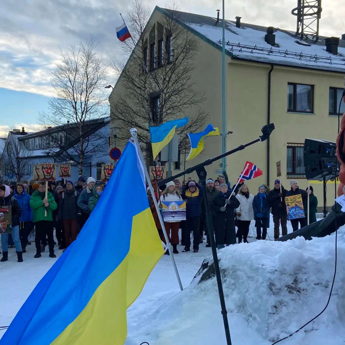Московские дипломаты просят Осло остановить антивоенных протестующих