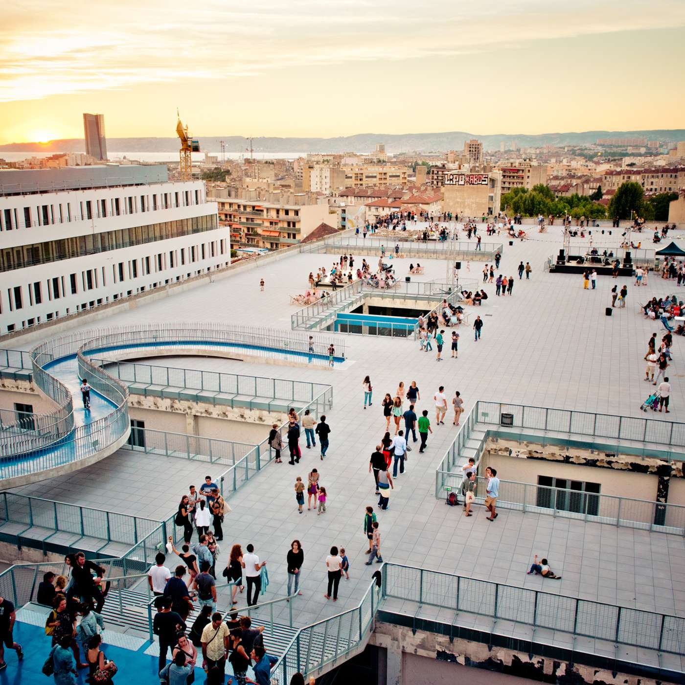 Entre Toi et Moi, La Friche