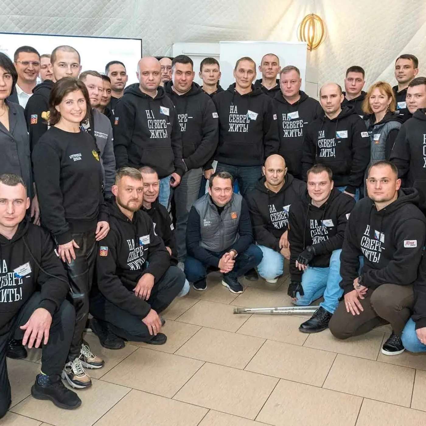 Губернатор нанимает фронтовиков в рамках милитаризации регионального правительства