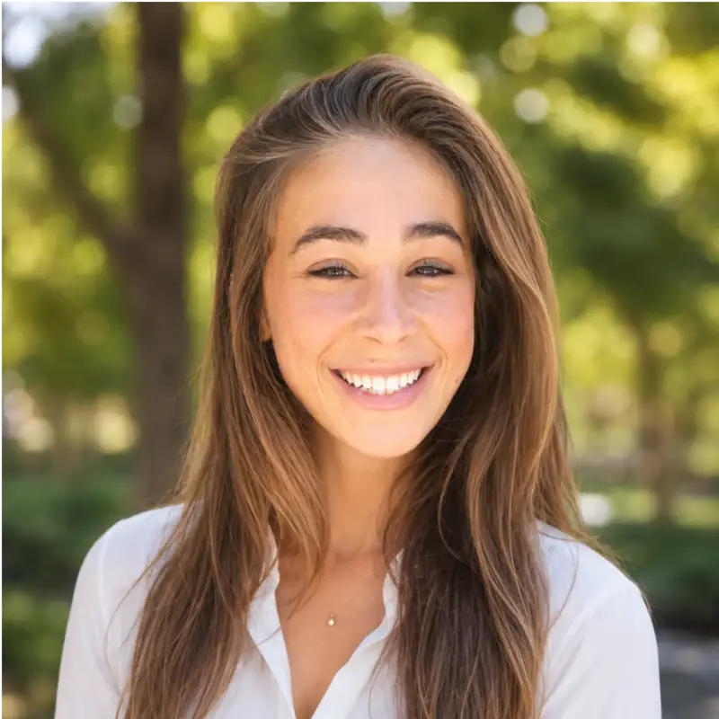 Why Dating Doesn't Need Another App, It Needs a Wingman (With Carly Malatskey, Founder of Joey)