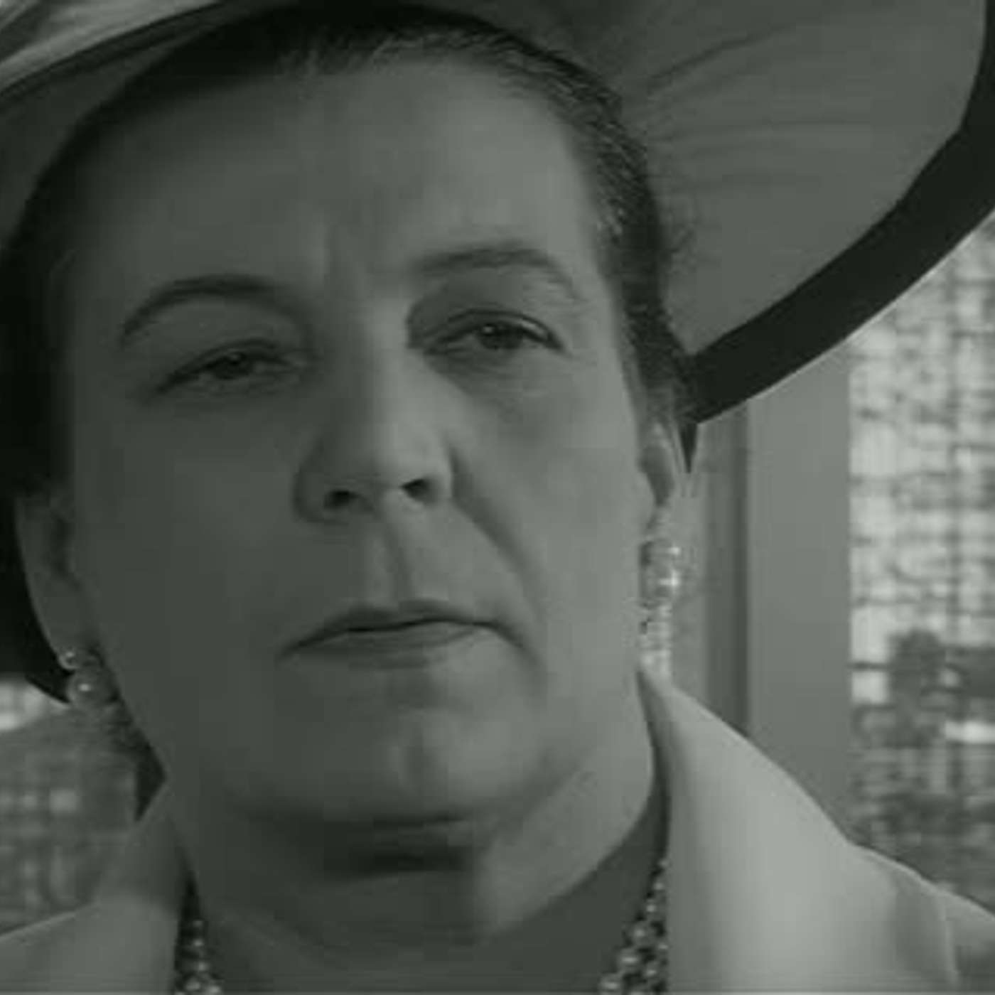 L'Aria che Tira…pillole di lirica - Condotta ell'era in ceppi - (Il Trovatore) - Elena Nicolai