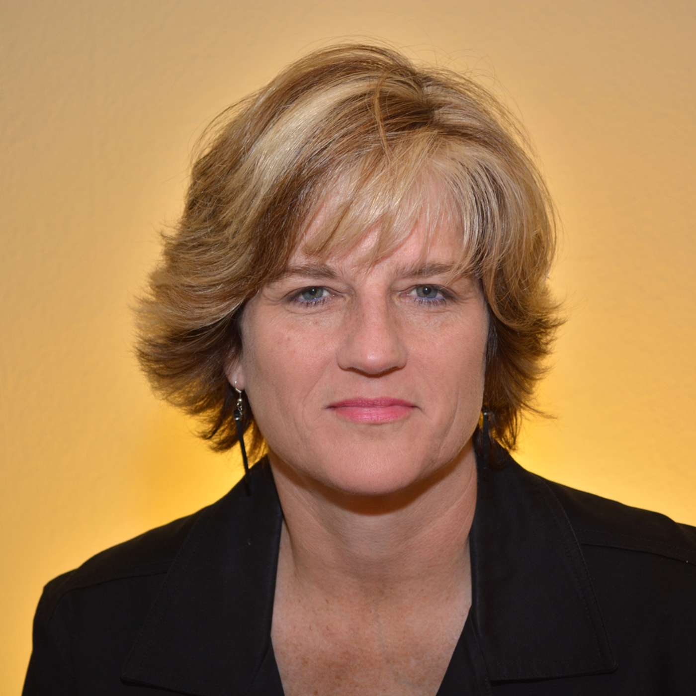 Geni Whitehouse on niching for the wine industry & building confidence as a public speaker