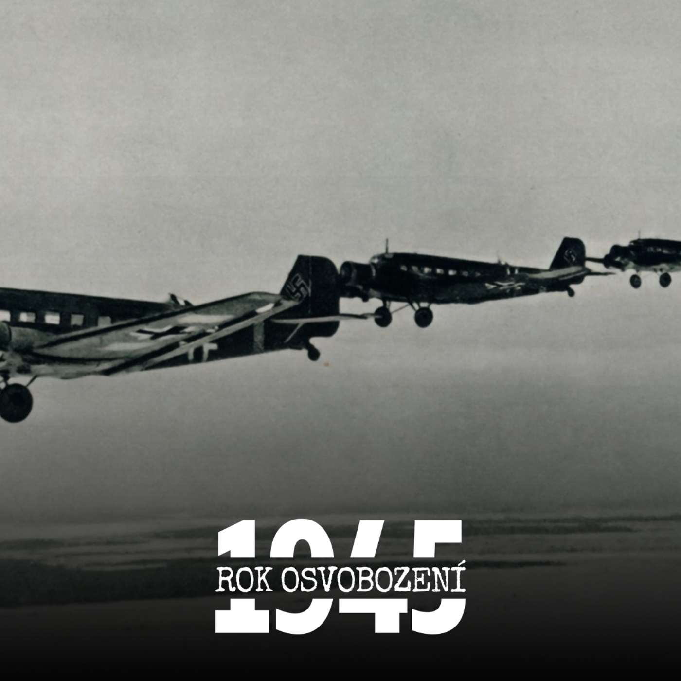 Rok osvobození: Letecká havárie a krutá cesta pro pomoc. V Krkonoších na konci války zahynulo 24 lidí Rok osvobození: Letecká havárie a krutá cesta pro pomoc. V Krkonoších na konci války zahynulo 24 lidí
