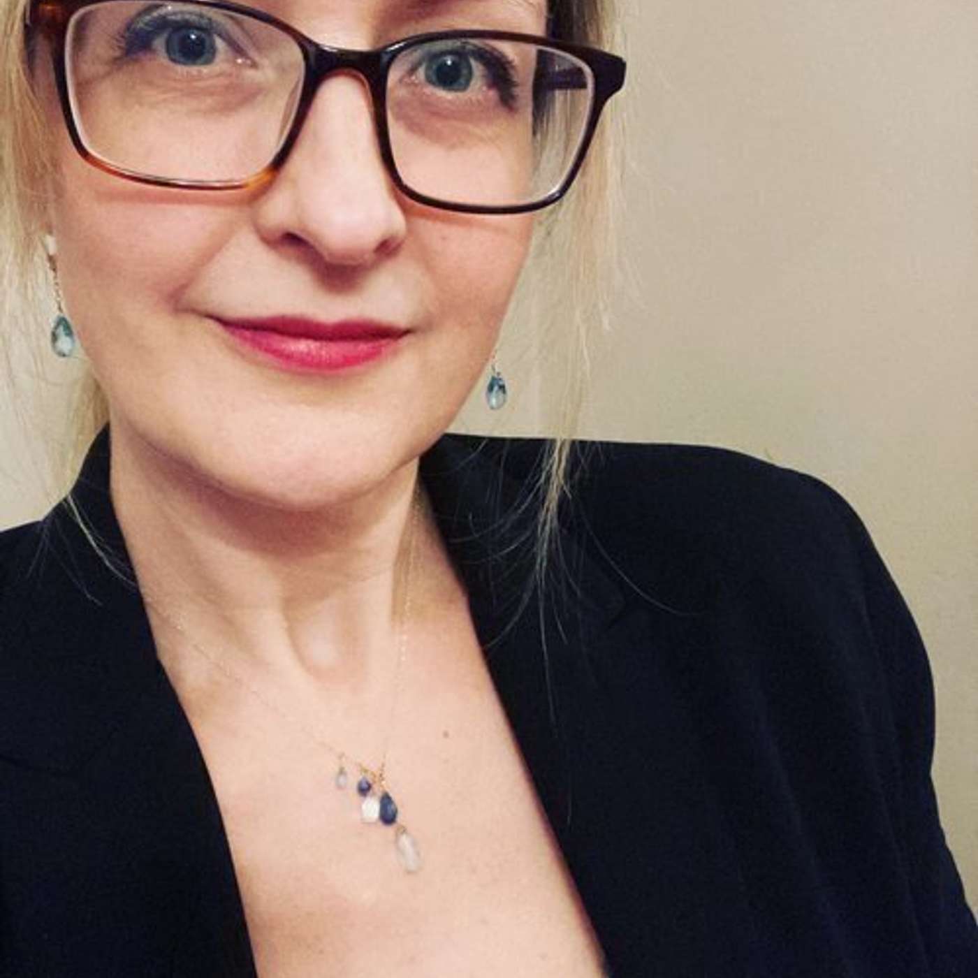 Greer "GR" MacAllister -- Author -- "The Five Queendoms" Series: Scorpica and Arca