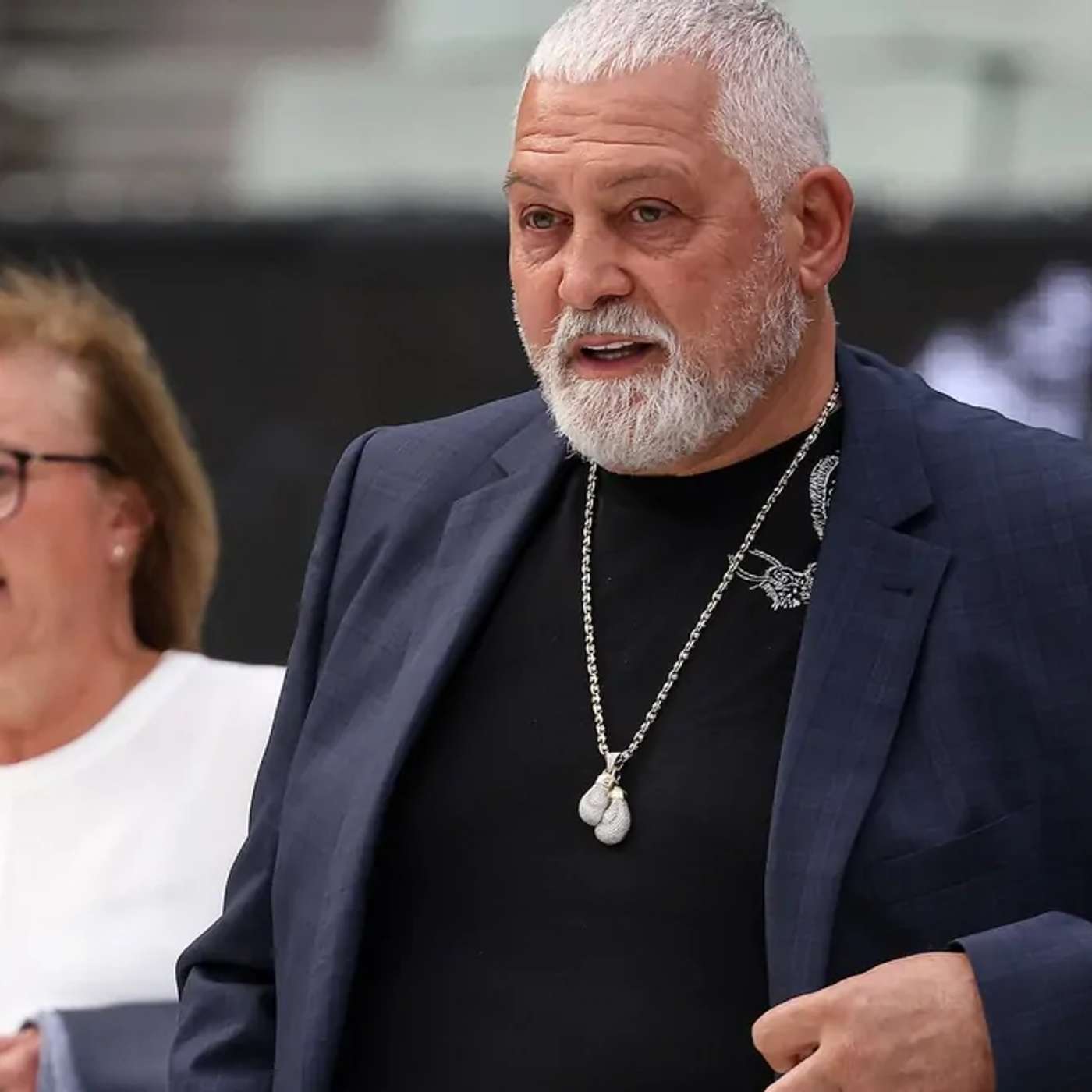 Queensland Premier Sparks Controversy, Mick Gatto Arrested in Mount Martha Raid, Tesla Leads Aussie EV Boom, Australia Faces Nicotine Surge, and more... episode artwork