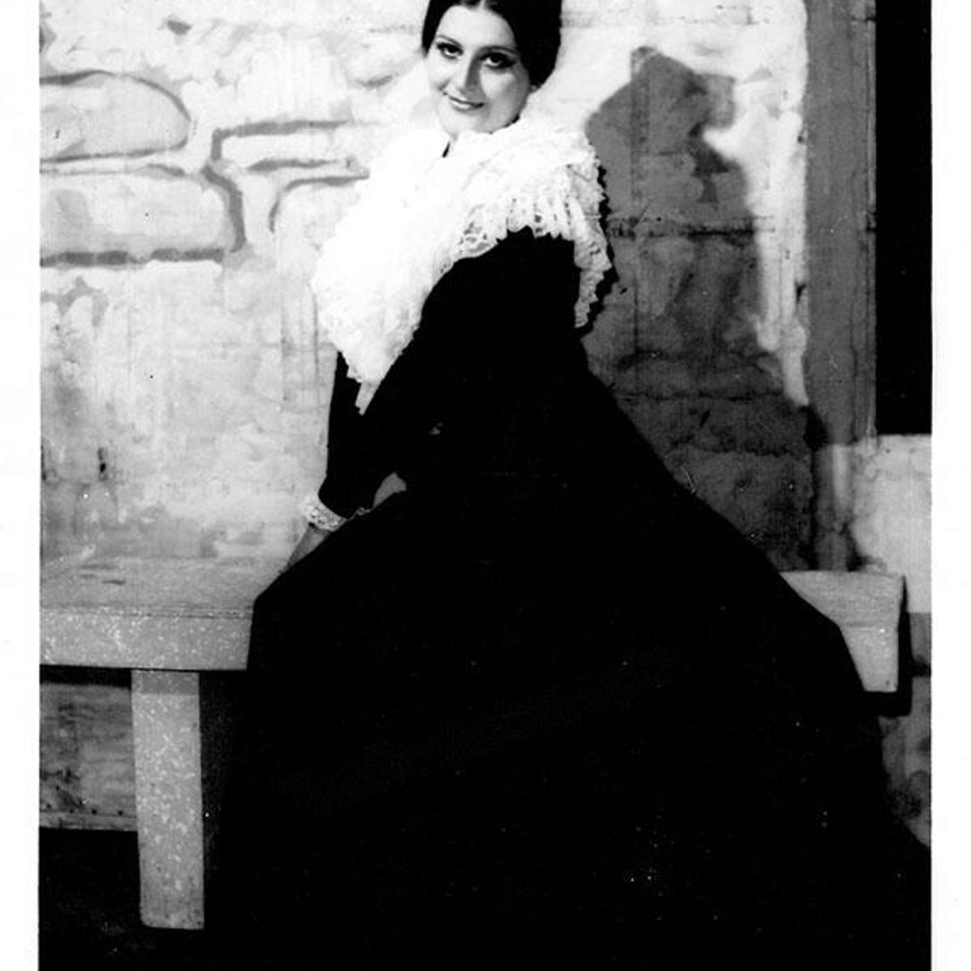 L'Aria che Tira…pillole di lirica - D'un cor che muore/Ah! se un giorno - (Maria Stuarda) - Adriana Maliponte