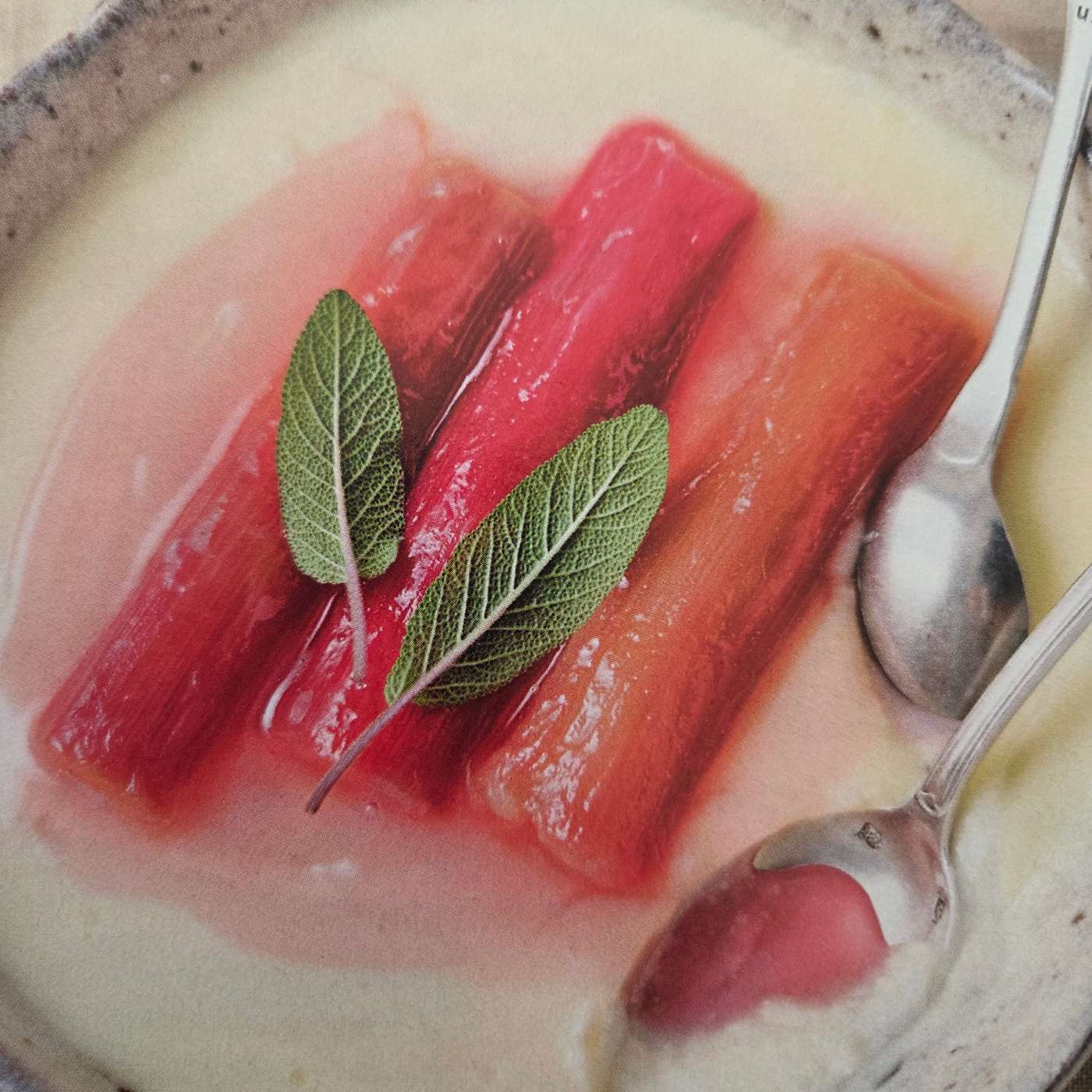 Crème au citron et  bâtonnets de rhubarbe pochée episode artwork