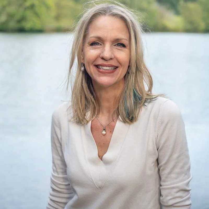 Lisa Robinson