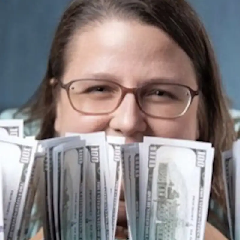 Profit Pathways: Navigating Finance & Equity with Julia LoranEstes