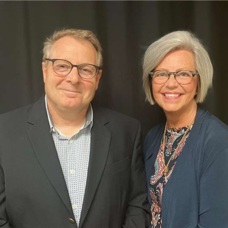 Greg & Dawn Hollamon