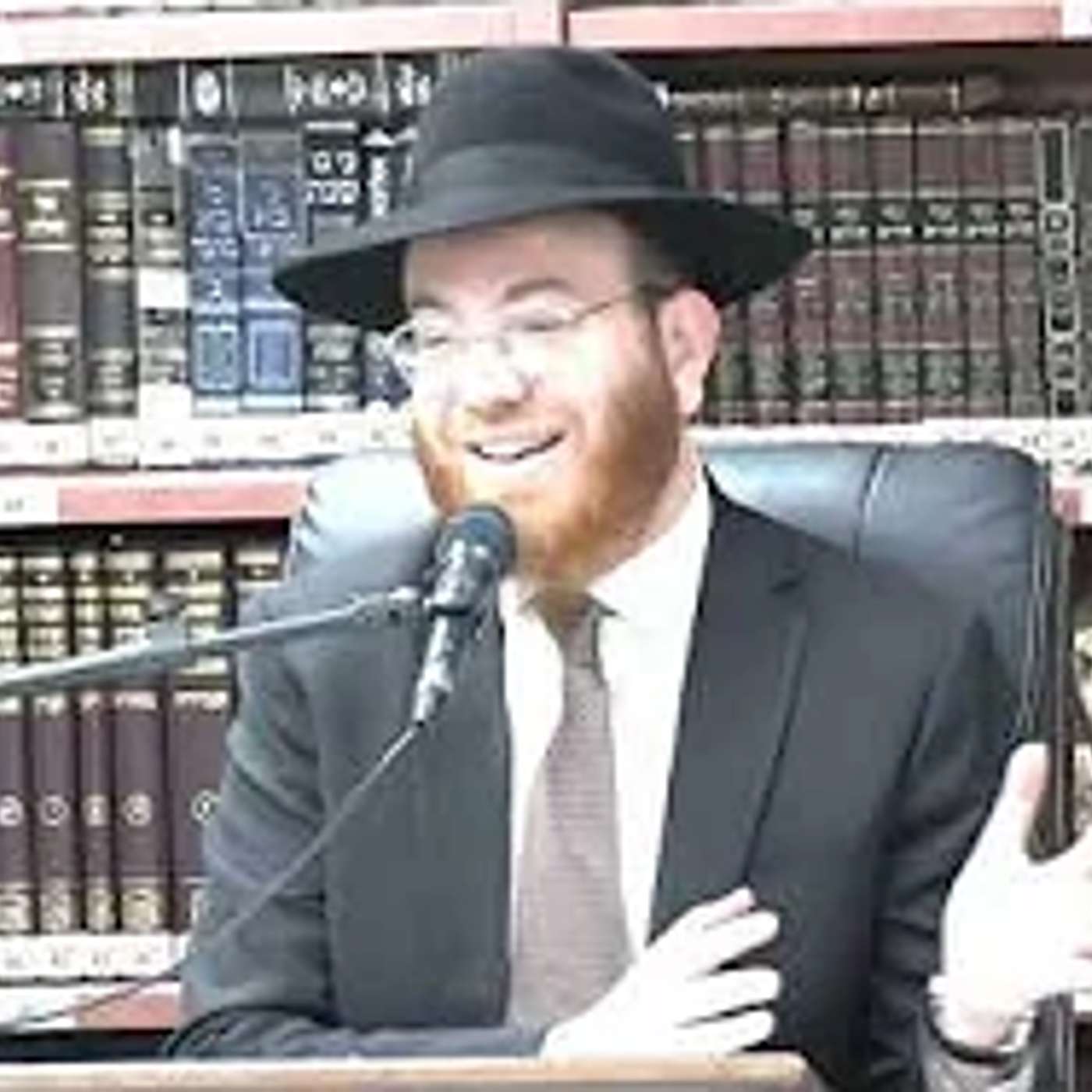 הרב יעקב סיני  : הדרכות מעשיות לראש השנה והנהגות מרן זצ"ל.