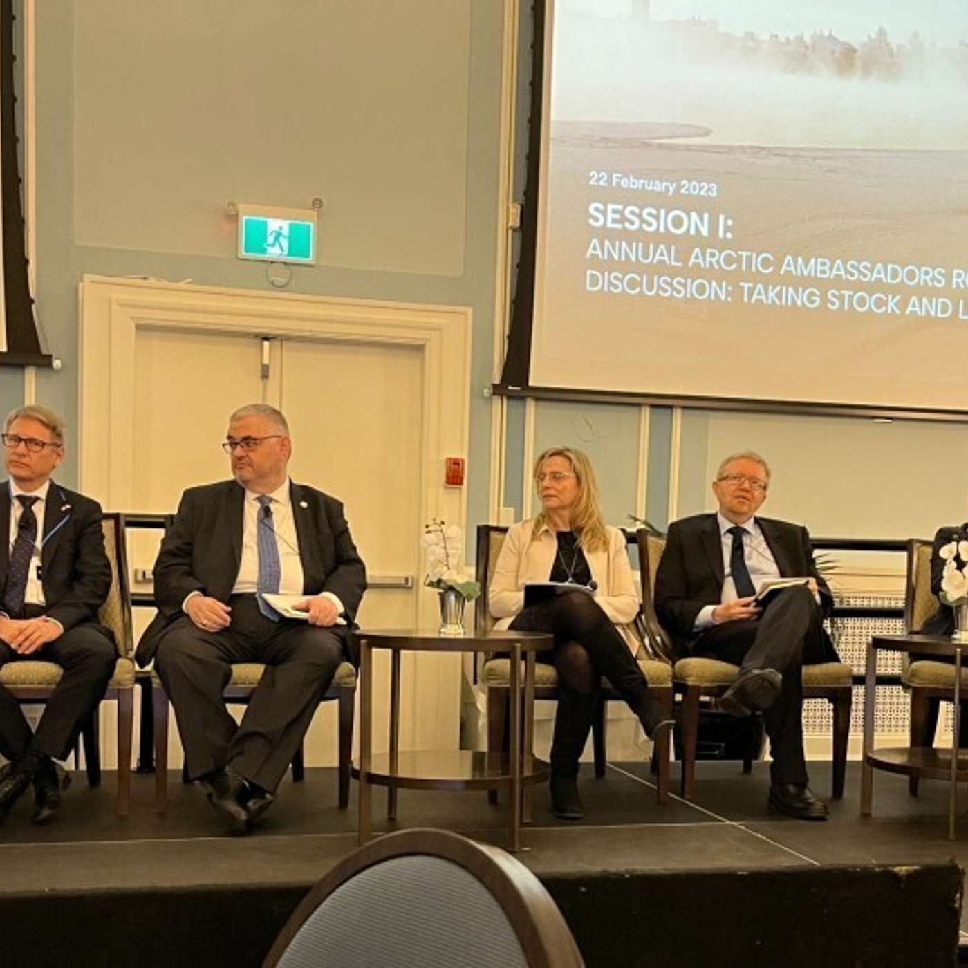 Спустя год после российского вторжения в Украину арктические дипломаты подводят итоги