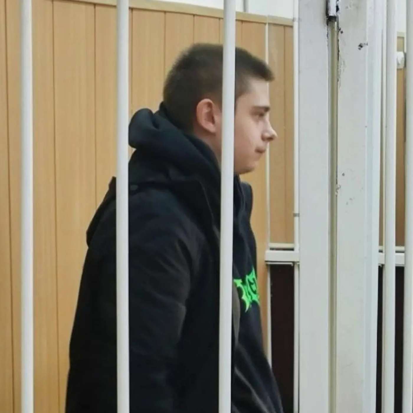 Суд обязал чиновников усилить пропаганду войны из-за студента-диверсанта Суд обязал чиновников усилить пропаганду войны из-за студента-диверсанта