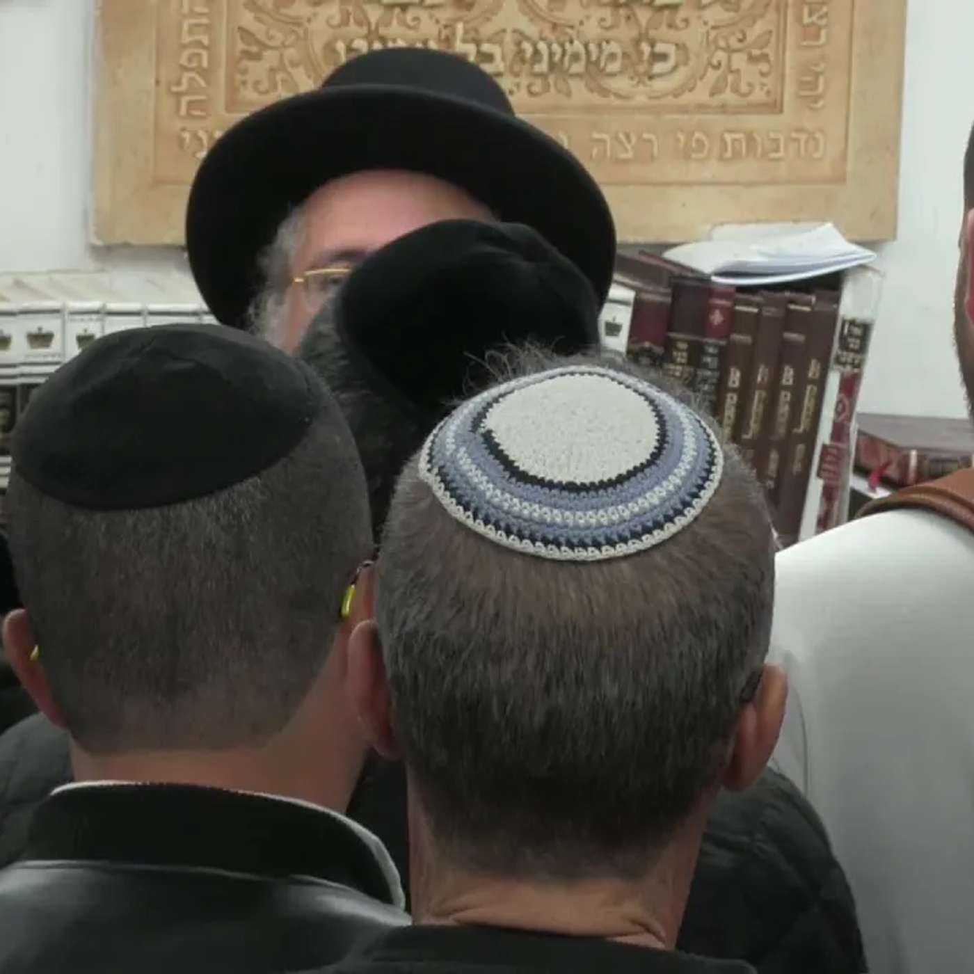 החיד''א שיעור בתניא ובגובה העינים כ"ז טבת תשפ''ו