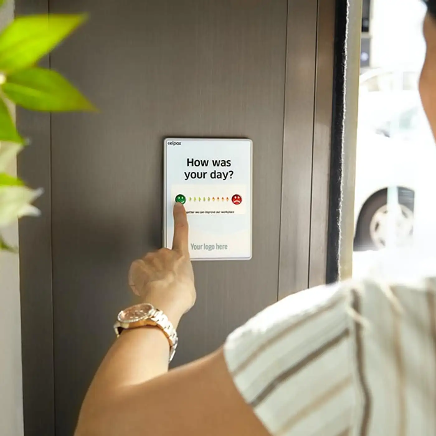 Cover art for episode: Visitor and customer survey insights for high-impact CRO - CRO.CAFE podcast